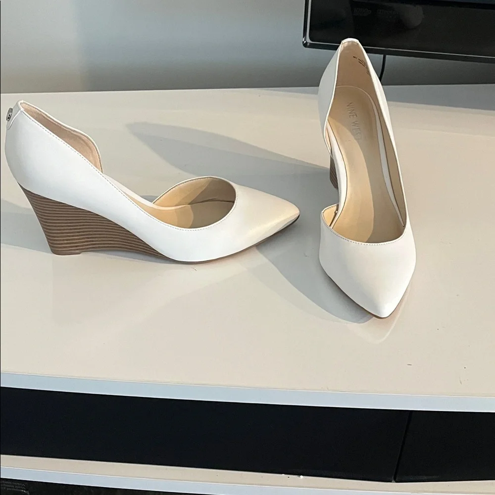 Nine West Women's White Wedges‎